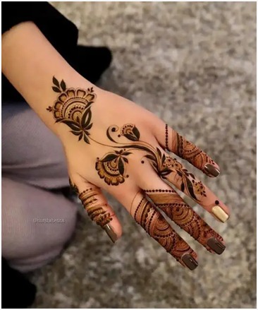 Styling Easy Finger Mehndi Pattern